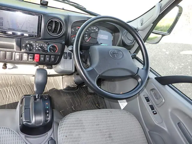 トヨタ ダイナ TPG-XZU605(2WD)の写真24