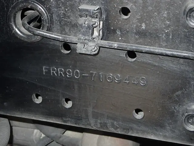 いすゞ フォワード 2RG-FRR90T2(2WD)の写真29