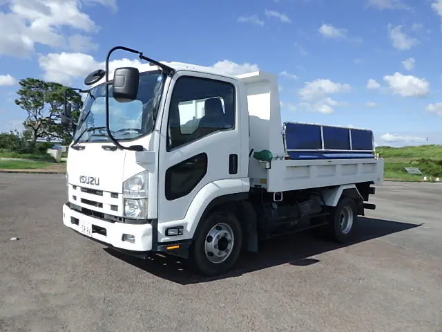 いすゞ フォワード TKG-FRR90S1(2WD)の写真1