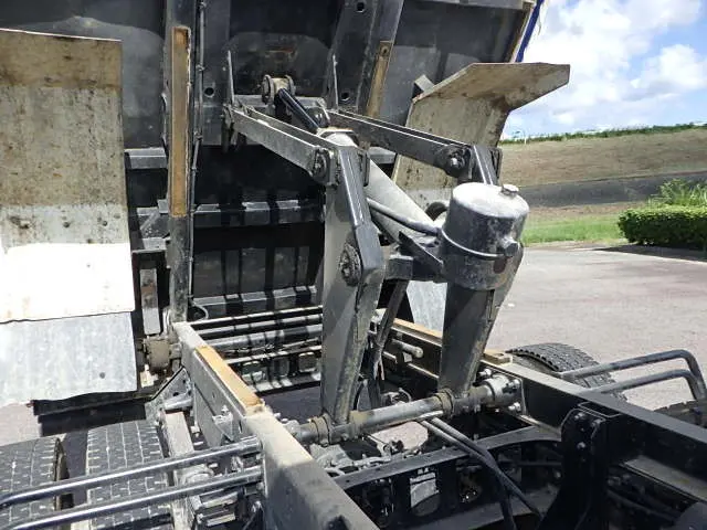 いすゞ フォワード TKG-FRR90S1(2WD)の写真13