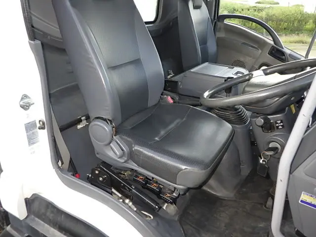 いすゞ フォワード TKG-FRR90S1(2WD)の写真26