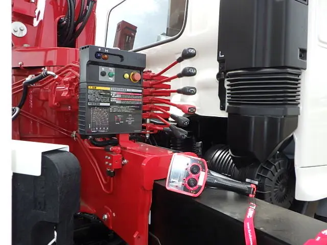 日野 レンジャー 2DG-GK2ABA(6x4)の写真7