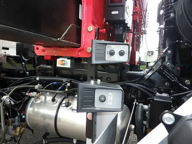 日野 レンジャー 2DG-GK2ABA(6x4)の写真8