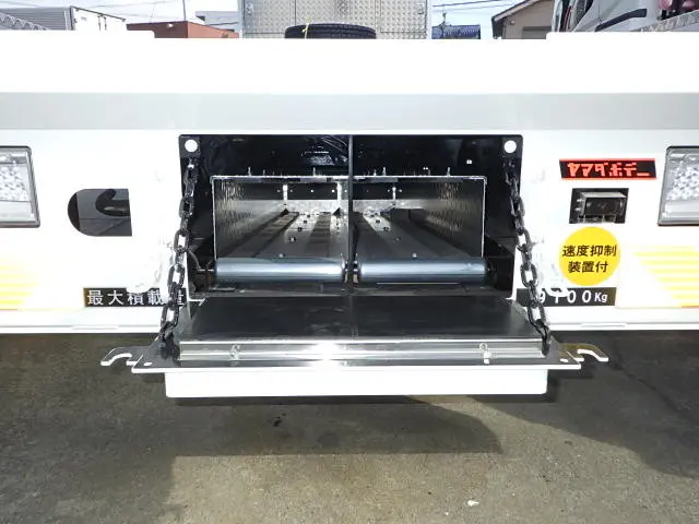 日野 レンジャー 2DG-GK2ABA(6x4)の写真11