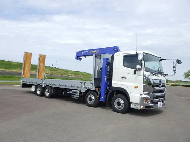 日野 プロフィア 2DG-FW1AHC(8x4)の写真2