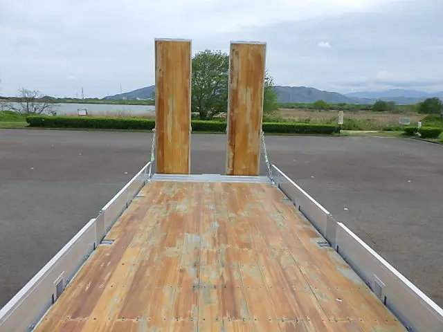 日野 プロフィア 2DG-FW1AHC(8x4)の写真12