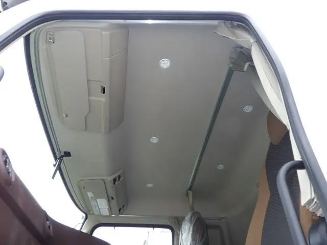 日野 プロフィア 2DG-FW1AHC(8x4)の写真24