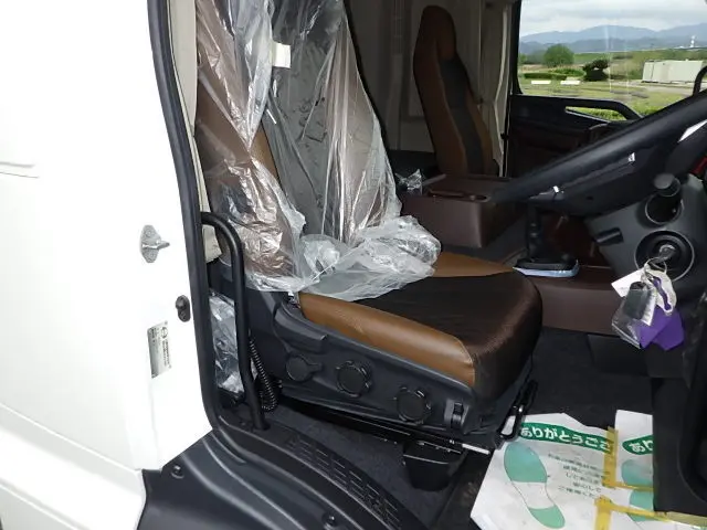 日野 プロフィア 2DG-FW1AHC(8x4)の写真27