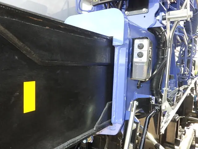 日野 プロフィア 2DG-FS1AH(6x4)の写真8