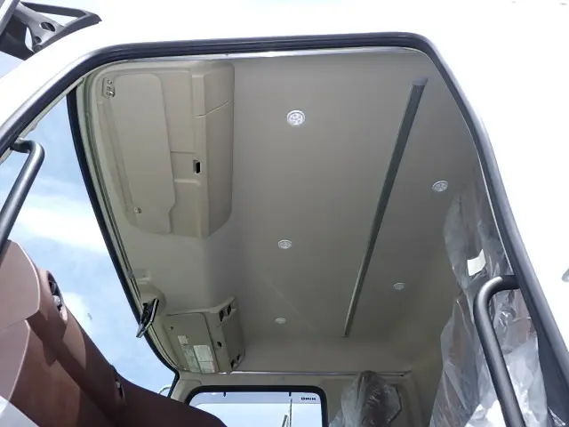 日野 プロフィア 2DG-FS1AH(6x4)の写真24