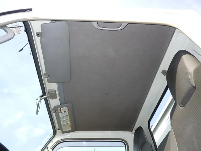 いすゞ エルフ BDG-NKR85AN(2WD)の写真23