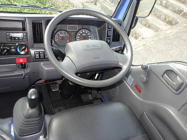 いすゞ エルフ TPG-NKR85AN(未入力/関係無)の写真22