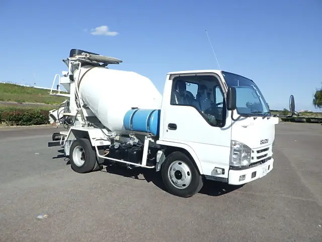 いすゞ エルフ TPG-NKR85N(2WD)の写真2