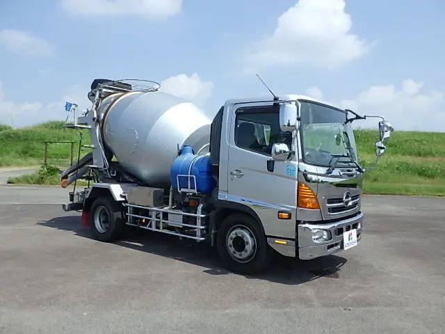 日野 レンジャー LKG-FD7JDAA(未入力/関係無)の写真2