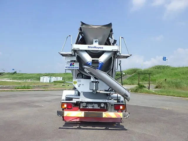 日野 レンジャー LKG-FD7JDAA(未入力/関係無)の写真5