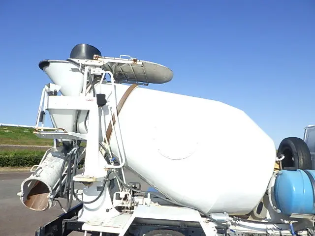 いすゞ エルフ TPG-NKR85N(2WD)の写真6