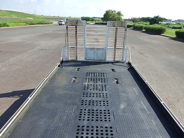 いすゞ エルフ TKG-NPR85ANの写真6