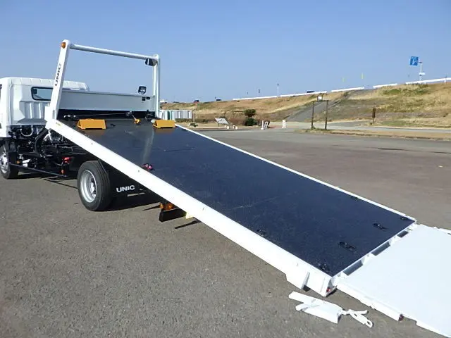 三菱 キャンター 2PG-FEB90(2WD)の写真12