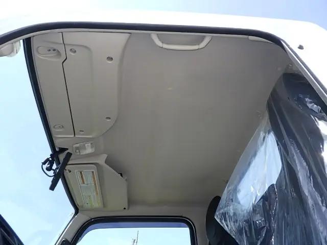 三菱 キャンター 2RG-FEAV0の写真24