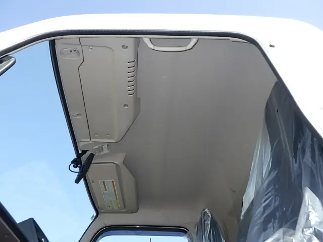 三菱 キャンター 2PG-FEB90(2WD)の写真24