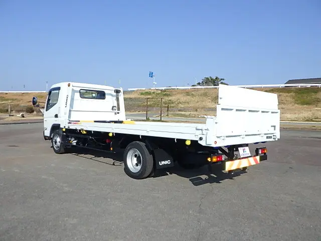 三菱 キャンター 2PG-FEB90(2WD)の写真3