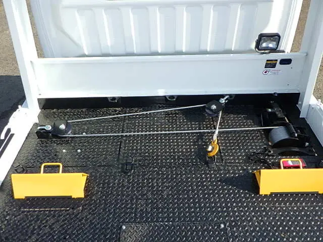 三菱 キャンター 2PG-FEB90(2WD)の写真7