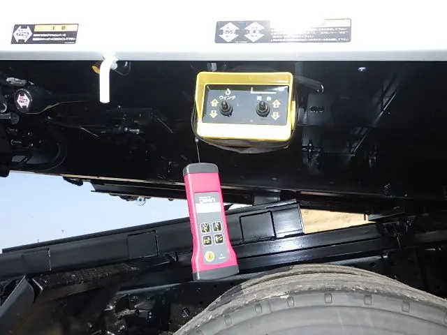 三菱 キャンター 2PG-FEB90(2WD)の写真19