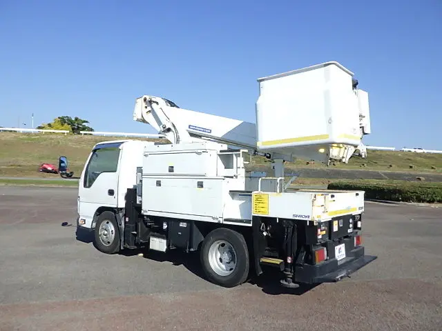 いすゞ エルフ TKG-NKR85AN(2WD)の写真3