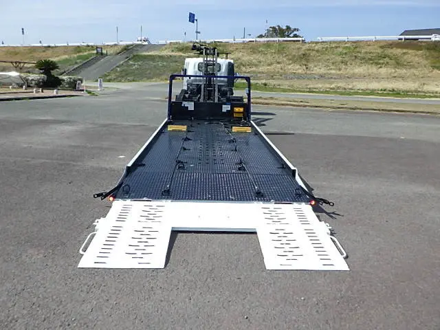 いすゞ エルフ TPG-NPR85AN(未入力/関係無)の写真12