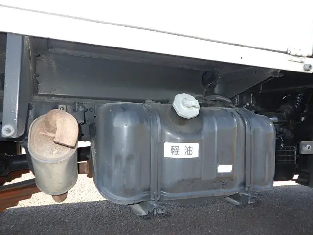 いすゞ エルフ TKG-NKR85AN(2WD)の写真19