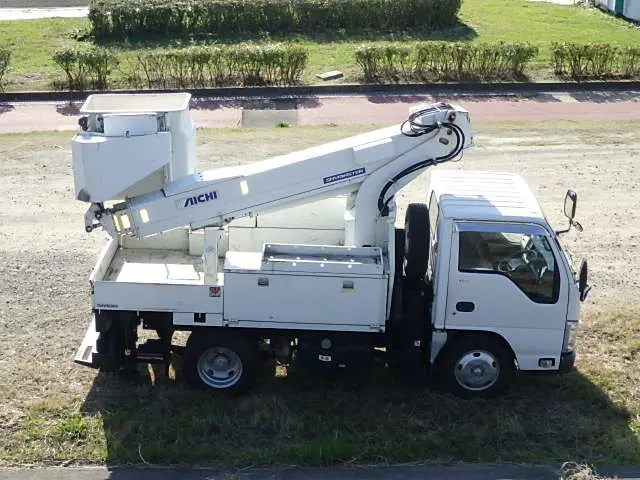 いすゞ エルフ TKG-NKR85AN(2WD)の写真23