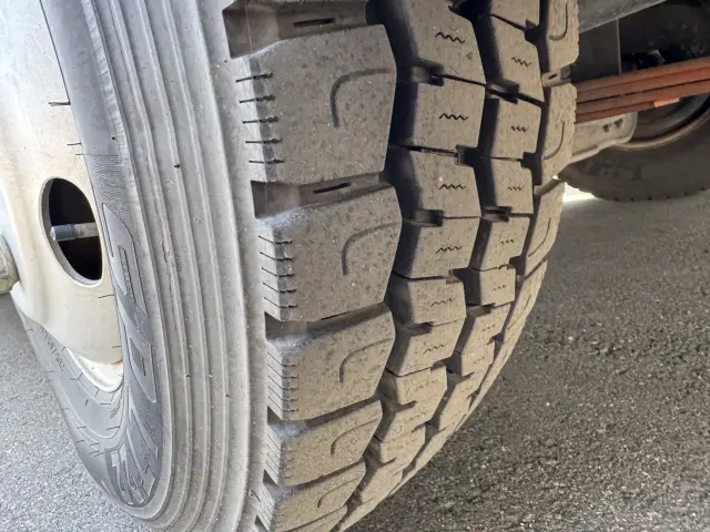 いすゞ エルフ TKG-NMR85N(2WD)の写真14