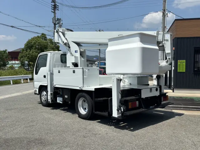 北海道、青森県、岩手県、宮城県、秋田県、山形県、福島県、茨城県、栃木県、群馬県、埼玉県、千葉県、東京都、神奈川県、新潟県、富山県、石川県、福井県、山梨県、長野県、岐阜県、静岡県、愛知県、三重県、滋賀県|いすゞ エルフ TKG-NKR85N(2WD)の写真3