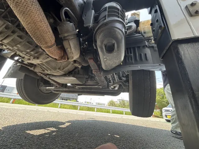 いすゞ エルフ TKG-NKR85N(2WD)の写真25