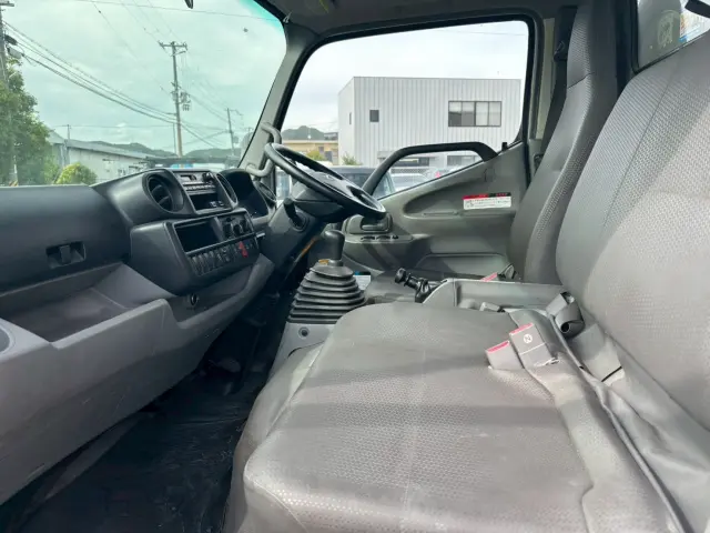 京都府、大阪府、兵庫県、奈良県、和歌山県、鳥取県、島根県、岡山県、広島県、山口県、徳島県、香川県、愛媛県、高知県、福岡県、佐賀県、長崎県、熊本県、大分県、宮崎県、鹿児島県、沖縄県|日野 デュトロ TKG-XZU600X(2WD)の写真11