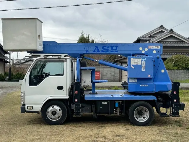 高価買取・高価下取強化中!4m・6m・8m・10m・9.8m・12m・15m・17m・19m・22m・27m・30mの高所作業車買取|いすゞ エルフ TKG-NKR85N(2WD)の写真8