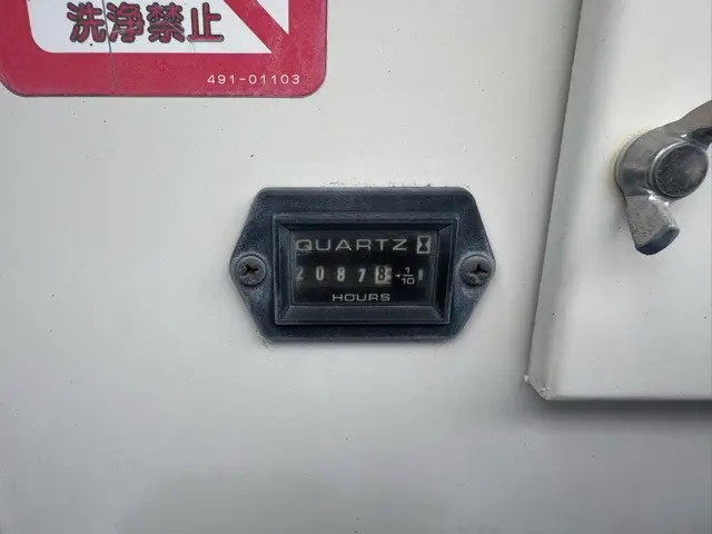 いすゞ エルフ TKG-NKR85N(2WD)の写真19