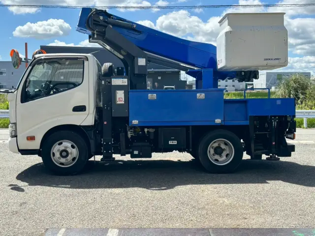 日野 デュトロ TKG-XZU600X(2WD)の写真2