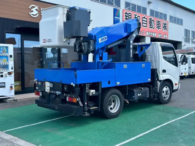 京都府、大阪府、兵庫県、奈良県、和歌山県、鳥取県、島根県、岡山県、広島県、山口県、徳島県、香川県、愛媛県、高知県、福岡県、佐賀県、長崎県、熊本県、大分県、宮崎県、鹿児島県、沖縄県|日野 デュトロ TKG-XZU600X(2WD)の写真5