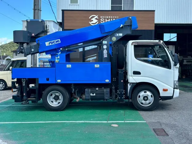 軽自動車(軽四)、軽バン、軽トラック、セダン、クーペ、オープン、スポーツカー、ワゴン、ミニバン、ワンボックスカー、ハッチバック、SUV、ピックアップ、バン、トラック、バス、福祉車、キャンピングカー|日野 デュトロ TKG-XZU600X(2WD)の写真6