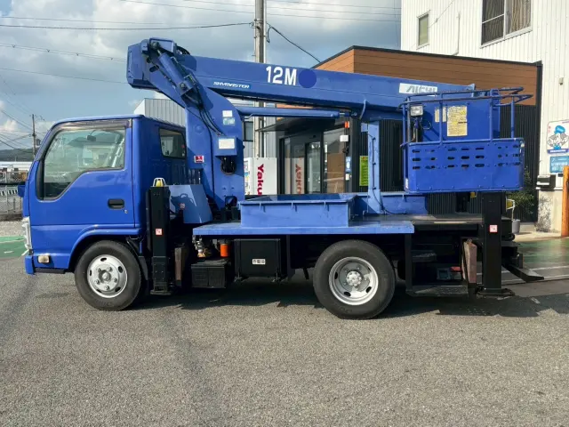 いすゞ エルフ BKG-NKR85Nの写真7