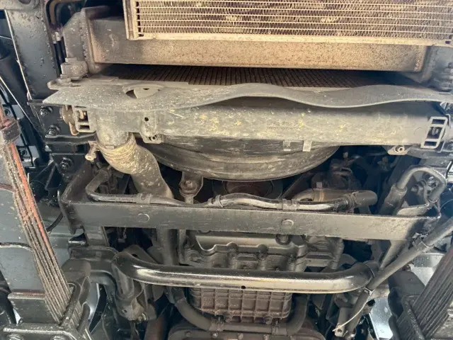 いすゞ エルフ BKG-NKR85Nの写真18