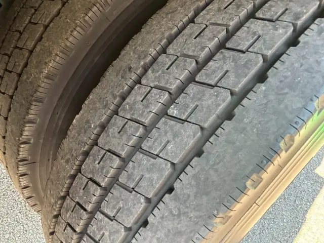 いすゞ エルフ 2RG-NKR88AN(2WD)の写真18