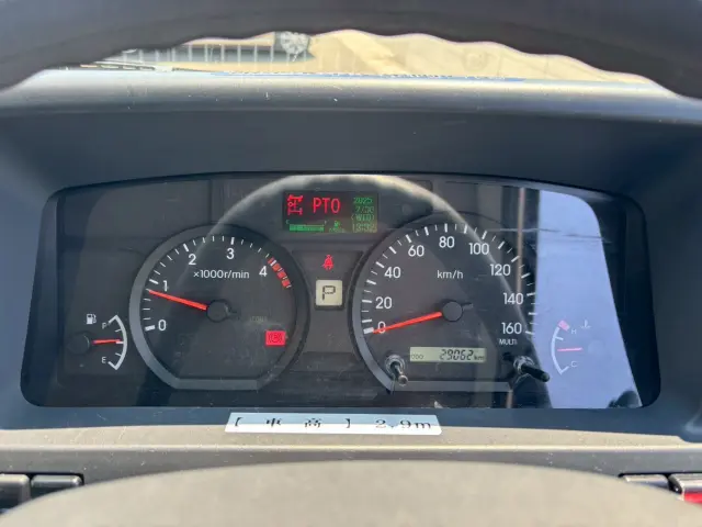 いすゞ エルフ 2RG-NKR88AN(2WD)の写真24