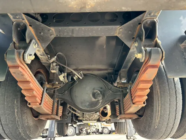 いすゞ エルフ NKR85(2WD)の写真19