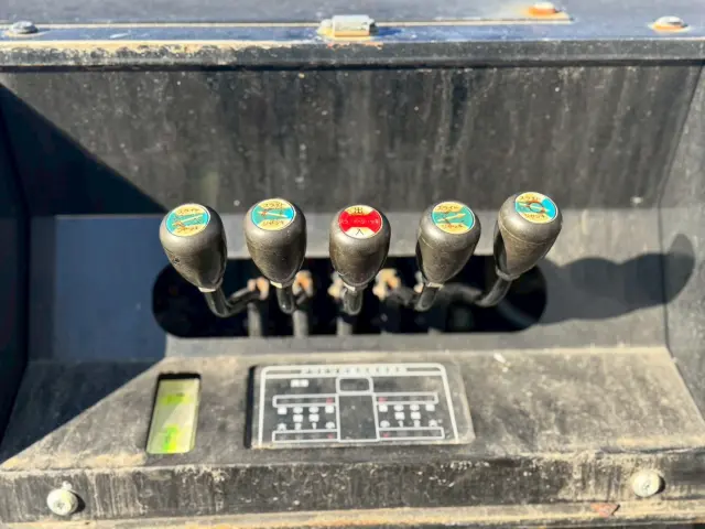 高価買取・高価下取強化中！4ｍ・6m・8m・10m・9.8ｍ・12ｍ・15ｍ・17ｍ・19ｍ・22ｍ・27ｍ・30ｍの高所作業車買取|日野 デュトロ TKG-XZU642F(2WD)の写真17