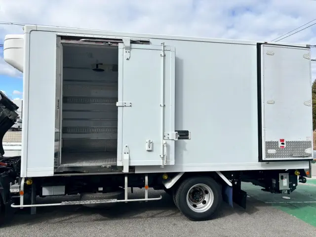 積載車、ダンプ、箱バン、クレーン付き、パワーゲート付き、Wキャブトラック、幌トラック、ウイング車、冷凍冷蔵車、保冷車、教習車、タクシー|いすゞ エルフ 2RG-NPR88AN(2WD)の写真11