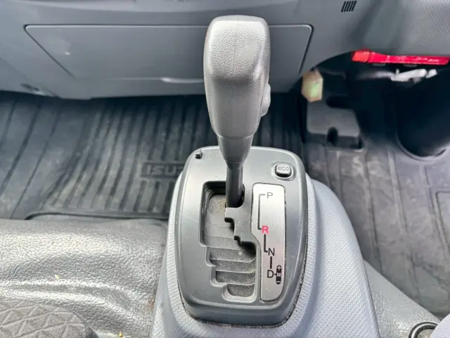 レクサス、トヨタ、ニッサン、ホンダ、ミツビシ、マツダ、スバル、ダイハツ、いすゞ、日野、ミツオカ、三菱ふそう、日産ディーゼル|いすゞ エルフ 2RG-NPR88AN(2WD)の写真13