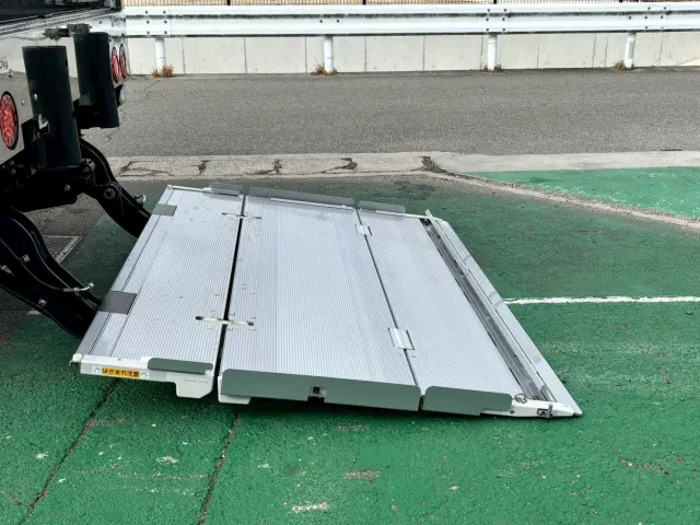 全車1か月or1000km保証付!全車高品質を宣言いたします!|いすゞ エルフ 2RG-NPR88AN(2WD)の写真14