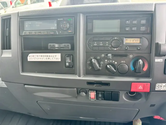 いすゞ エルフ 2RG-NPR88AN(2WD)の写真20